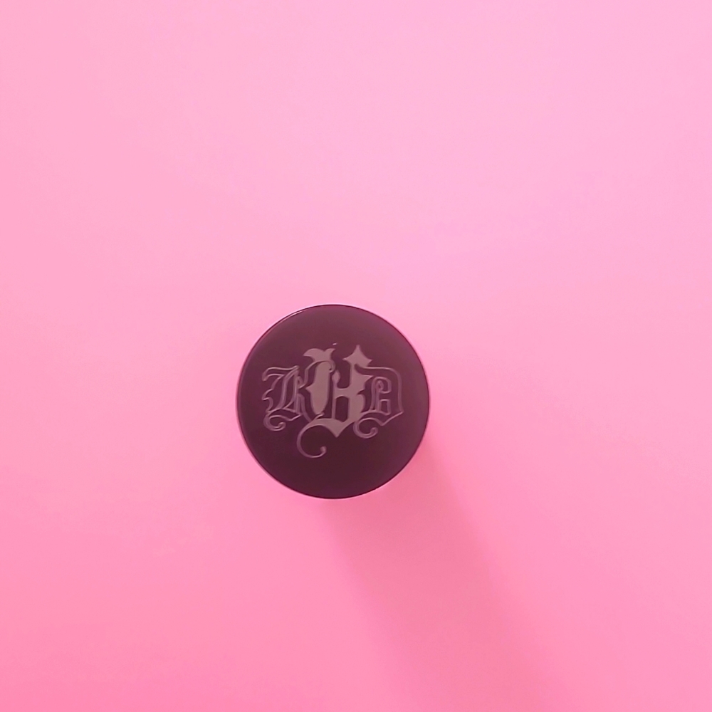 Kat Von D Studded Kiss Crème Lipstick – Santa Sangre Discont.NEW Not Swatched - Picture 4 of 8